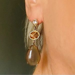 Ann Taylor dangling earrings